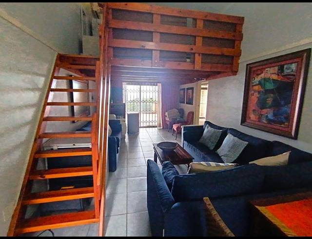 4 BEDROOM APARTMENT FOR SALE IN CATALINA BAY